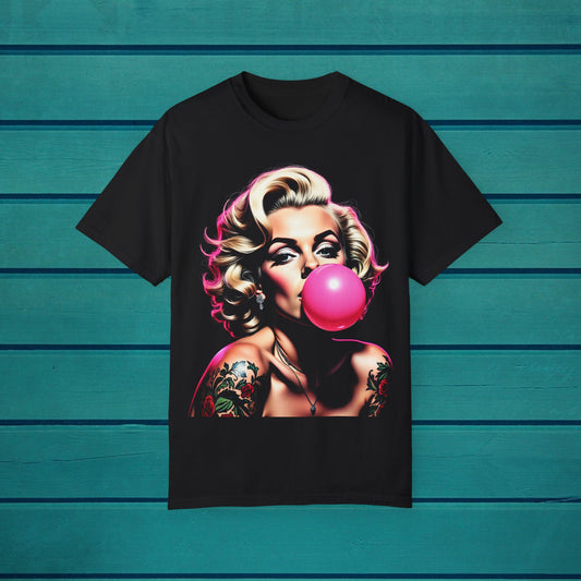 Tattoo Woman Bubblegum Graphic T-shirt - Artistic Pin Up Tee, Retro Baddie Shirt