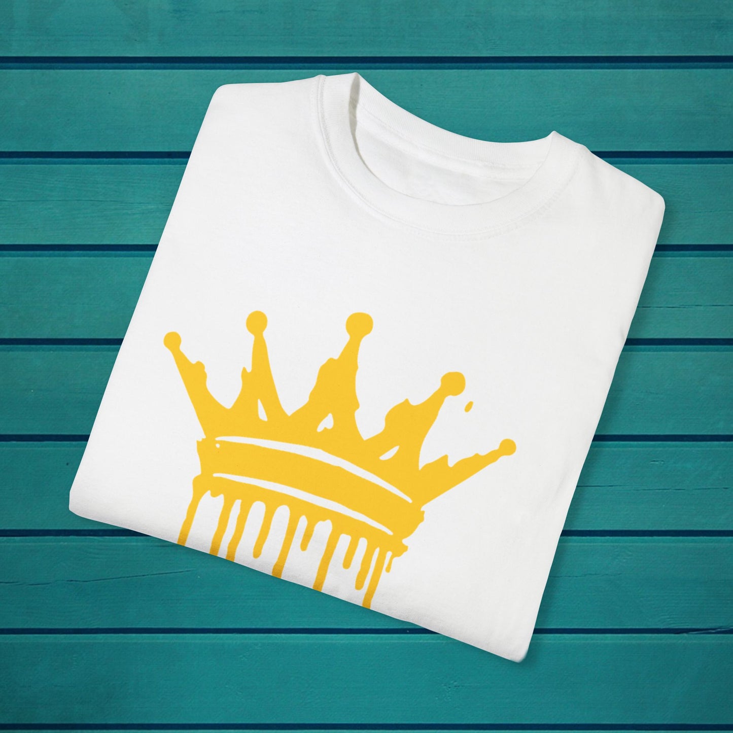 Yellow Crown Graffiti Art Graphic T-shirt, King or Queen, Street Urban style